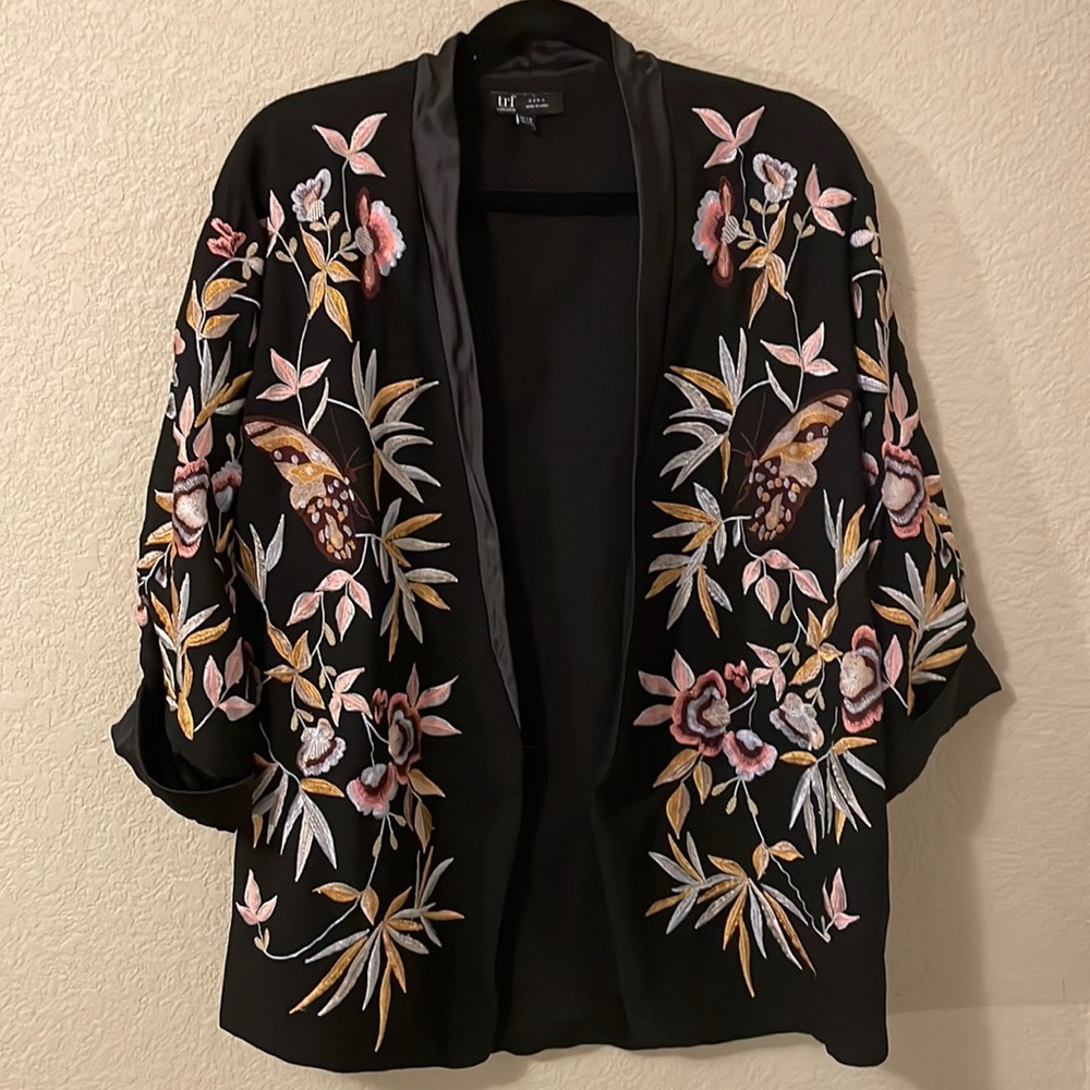 Zara collection blazer with embroidered multicolored flowers and butterflies.